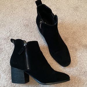 Blondo Siena Suede Waterproof Bootie